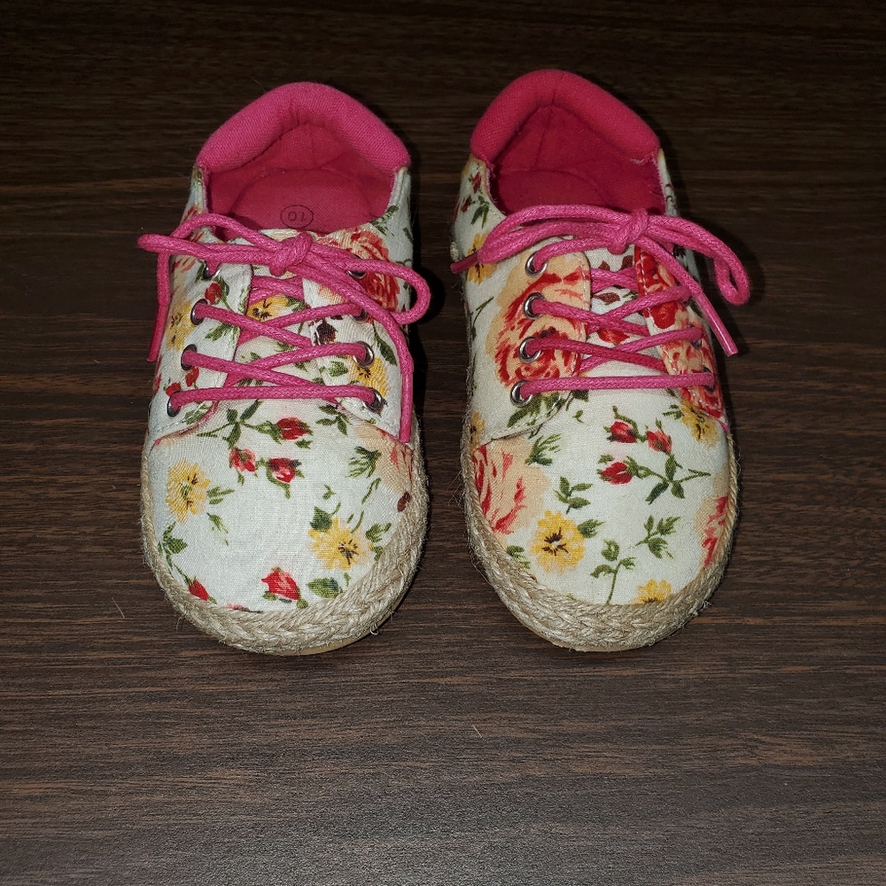 Floral shoes